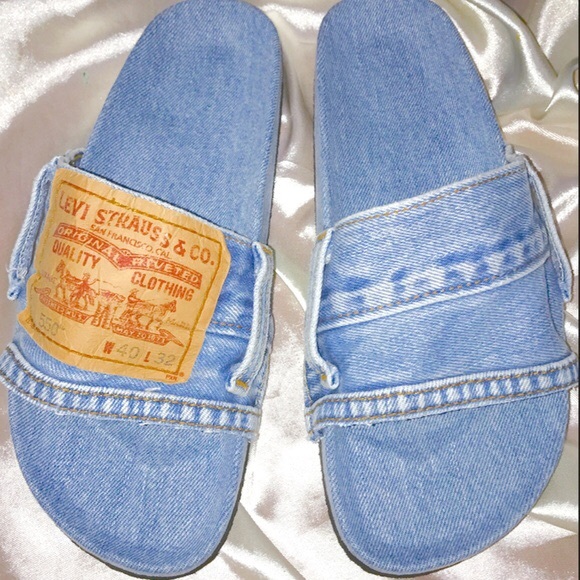omighty Shoes - OG O-Mighty Denim Slides - Light Wash